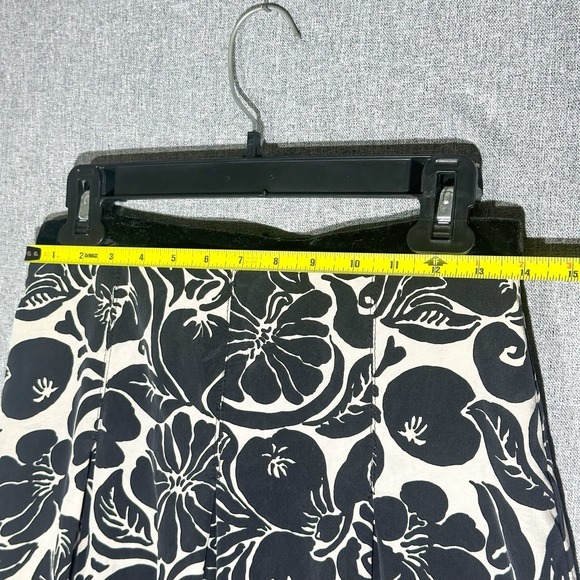 Anna Sui Pleated Black & White Floral Skirt Size 4 Women's Vintage - Picture 7 of 7